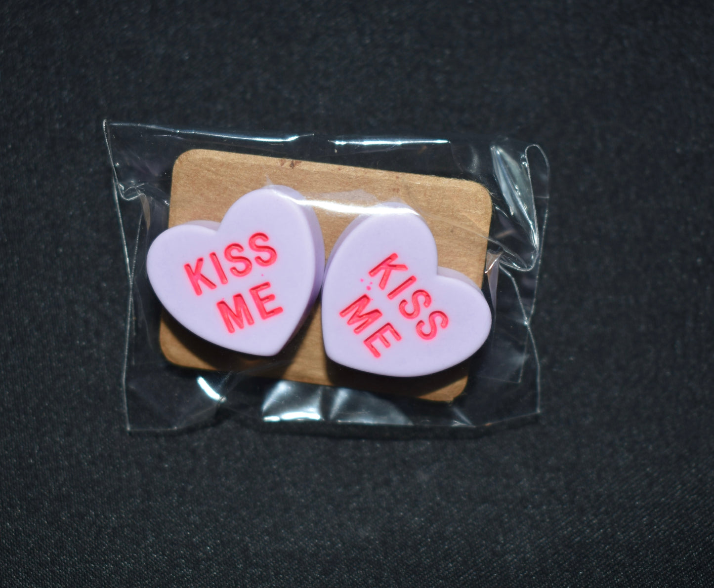 KISS ME stud earrings